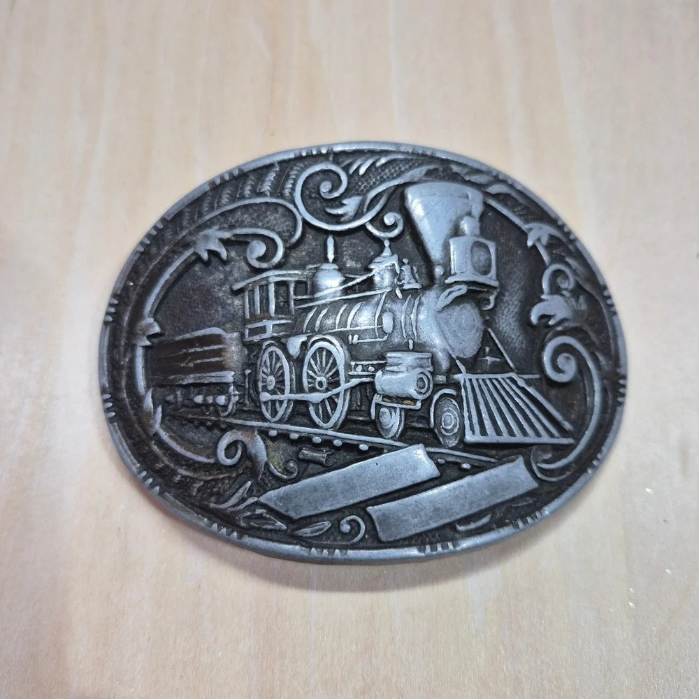 Western Train Cowboy Belt Buckle‎ Oval Vintage Metal Cowboy Gear